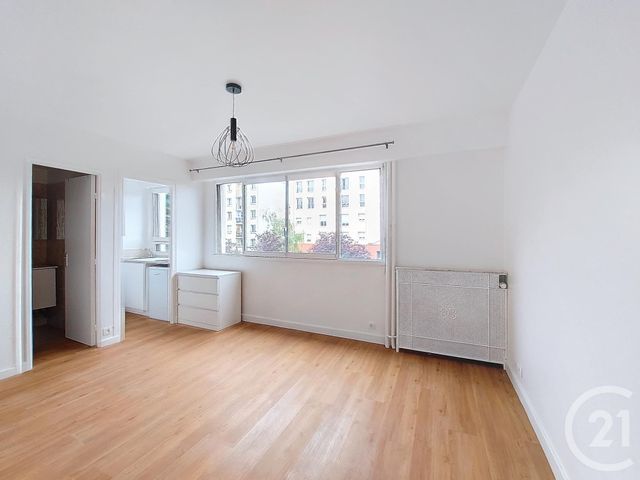 Appartement F1 à louer - 1 pièce - 23.62 m2 - MONTREUIL - 93 - ILE-DE-FRANCE - Century 21 E.F.I.