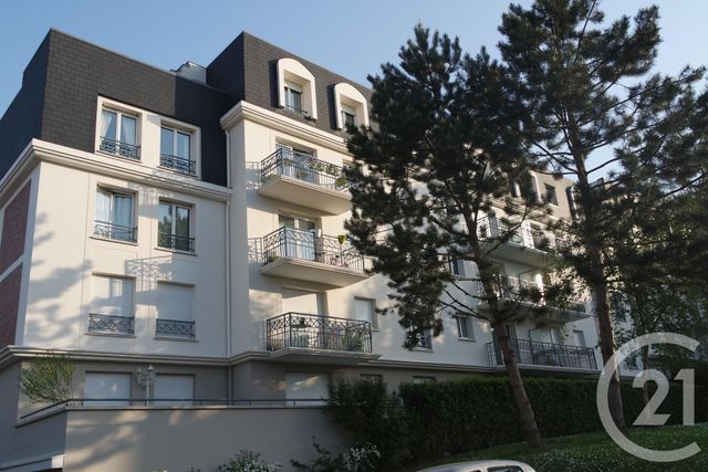 Appartement F3 à louer - 3 pièces - 63.18 m2 - NOISY LE GRAND - 93 - ILE-DE-FRANCE - Century 21 E.F.I.