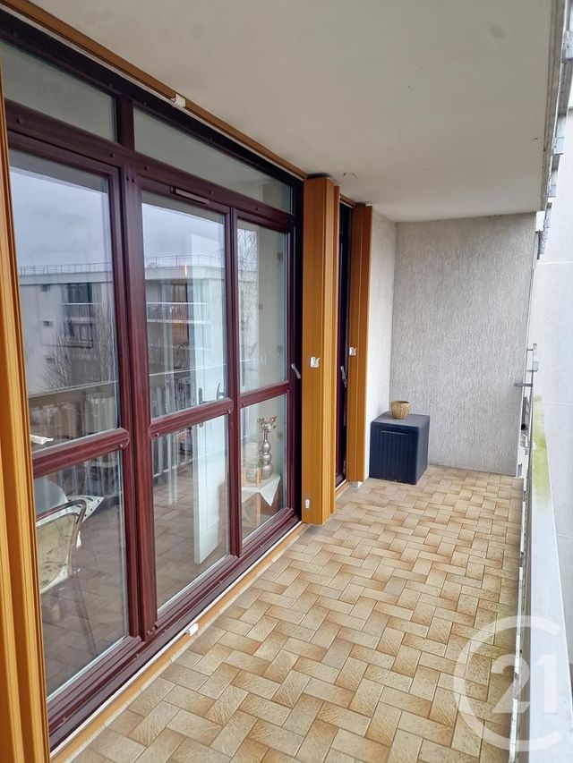 Appartement F2 à vendre - 2 pièces - 43.0 m2 - NOISY LE GRAND - 93 - ILE-DE-FRANCE - Century 21 E.F.I.